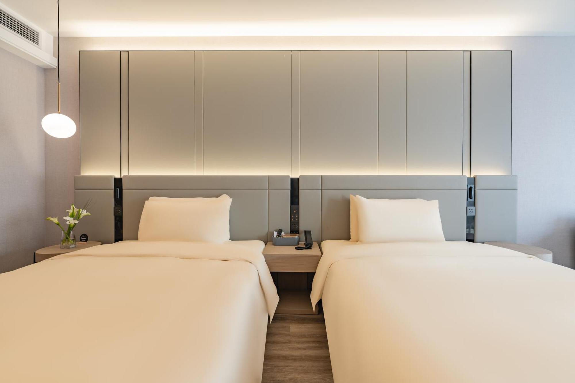 Atour S Hotel Shanghai Lujiazui Expo Center Экстерьер фото
